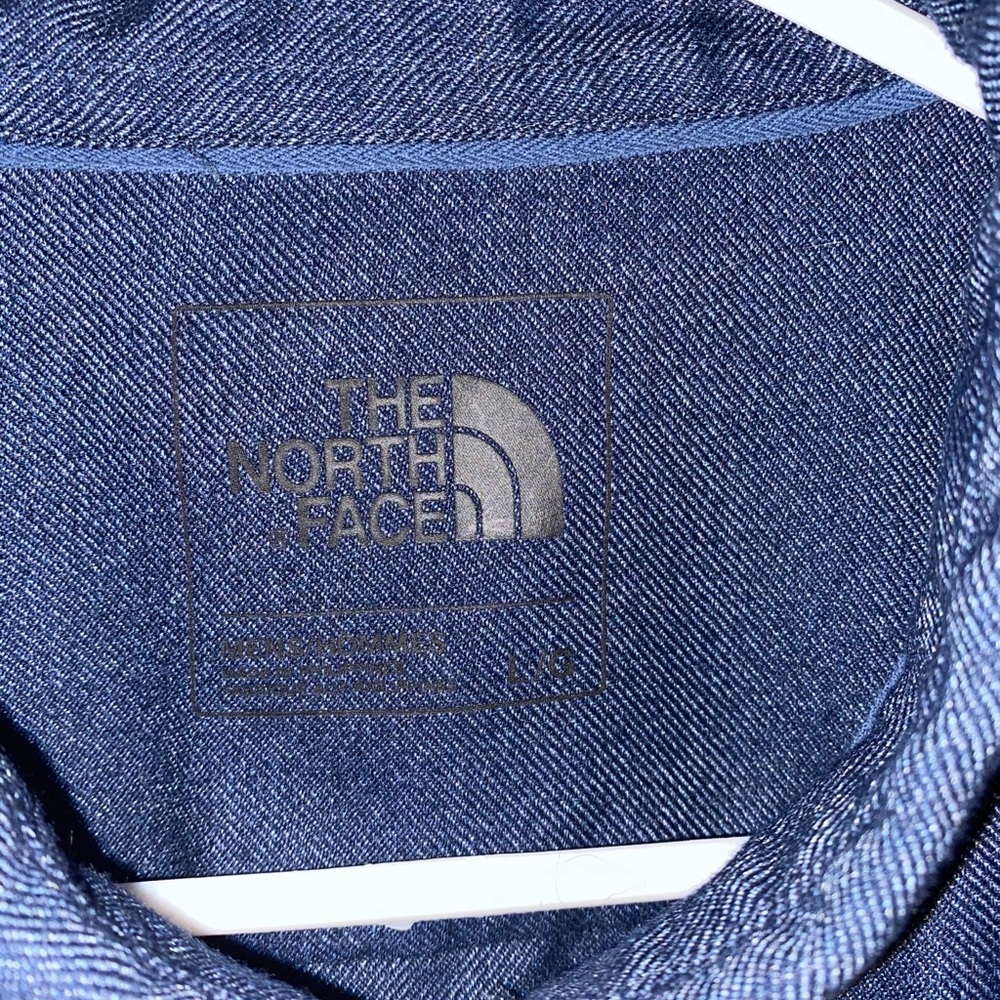 North Face Button-Up - image 3